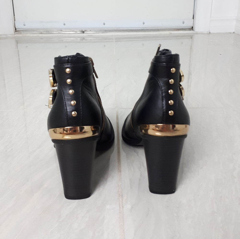 NWT Call it Spring Booties - Picture 3 of 4